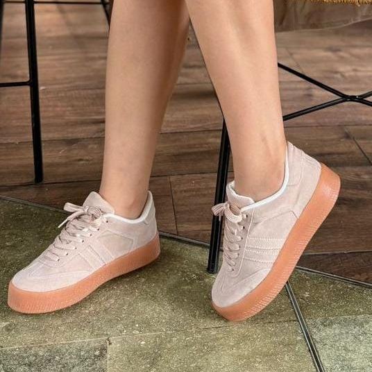 Tenis Simon Avellana