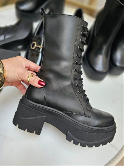 KASSANDRA (12 ojaletes )