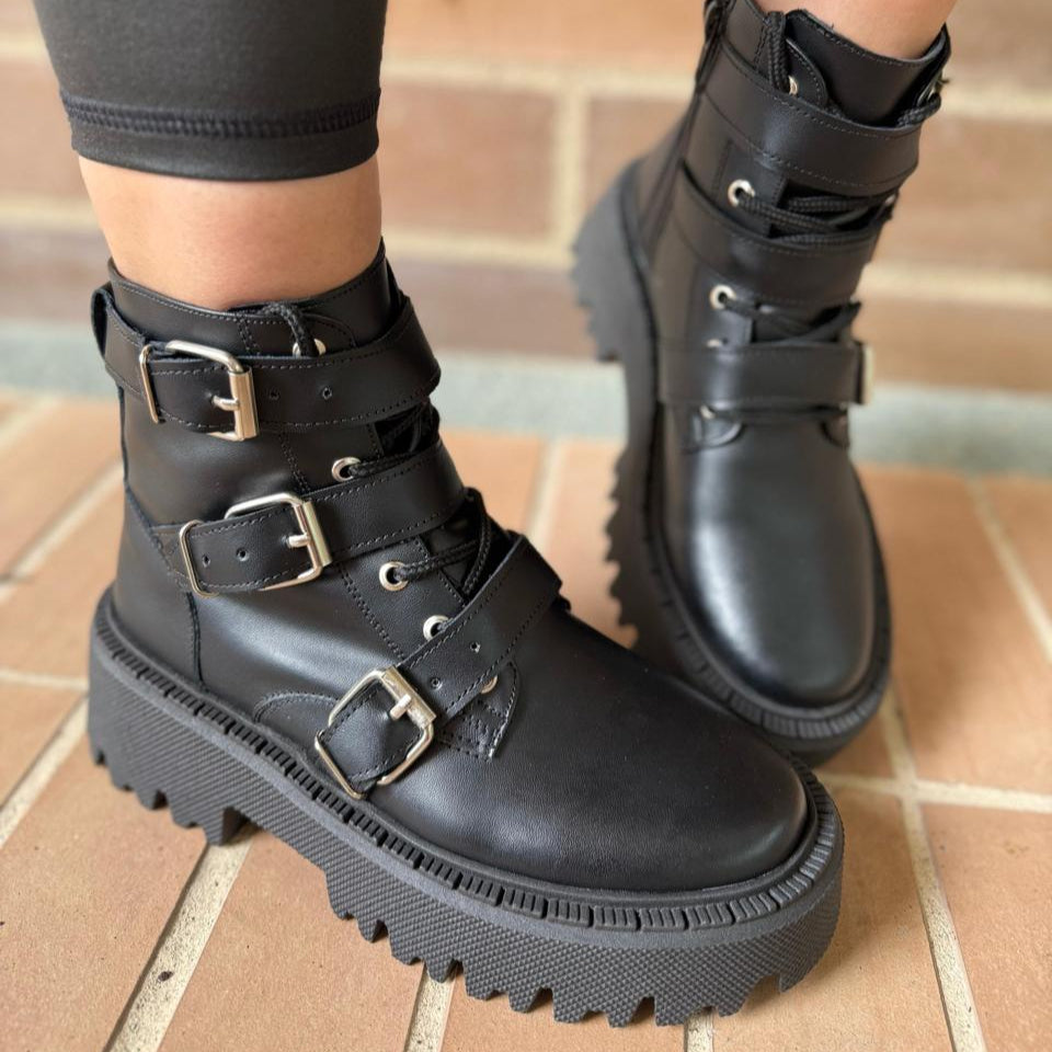 Botas Nirvana plana